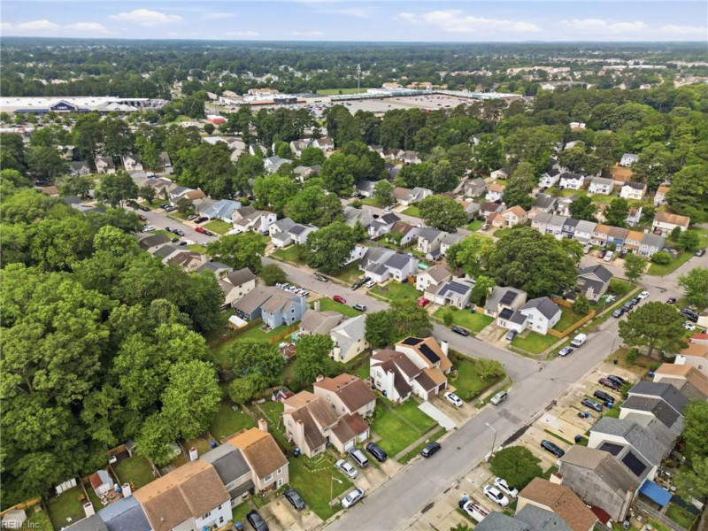 Photo 40 of 44 residential for sale in Virginia Beach virginia