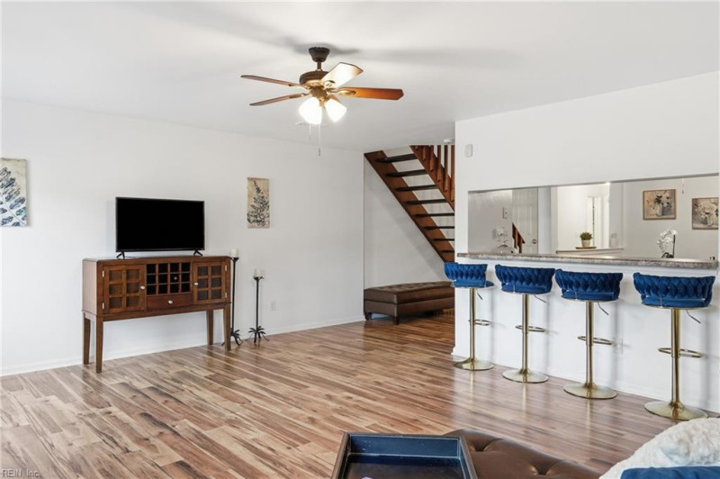 Photo 8 of 24 residential for sale in Virginia Beach virginia