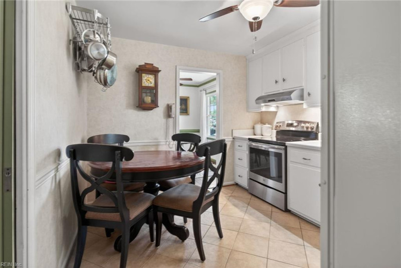 Photo 13 of 46 residential for sale in Newport News virginia