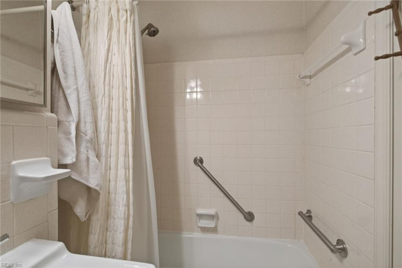 Photo 23 of 46 residential for sale in Newport News virginia