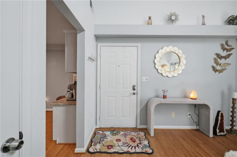 Photo 6 of 41 residential for sale in Virginia Beach virginia