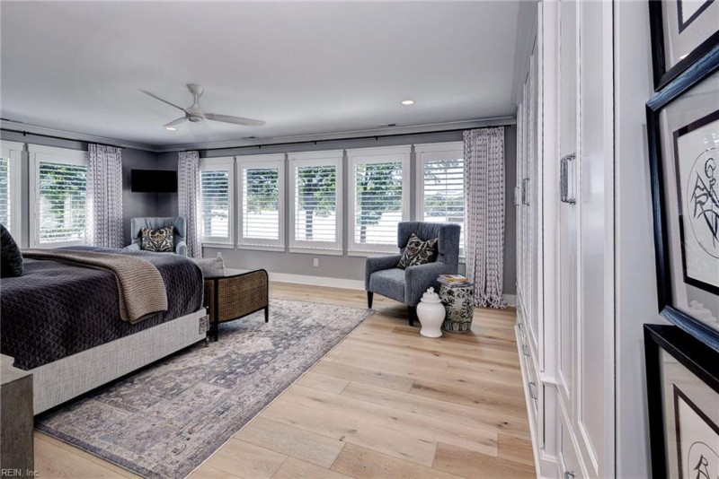 Photo 27 of 50 residential for sale in Gloucester County virginia