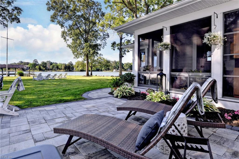 Photo 37 of 50 residential for sale in Gloucester County virginia