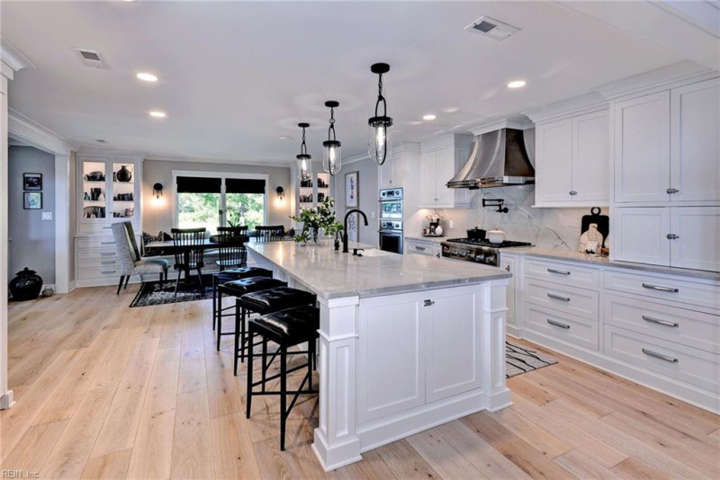 Photo 9 of 50 residential for sale in Gloucester County virginia