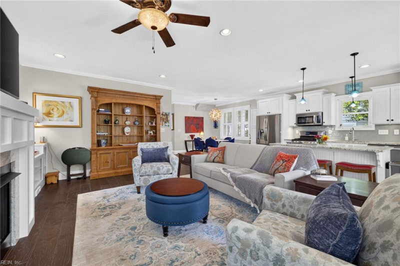 Photo 16 of 49 residential for sale in Virginia Beach virginia