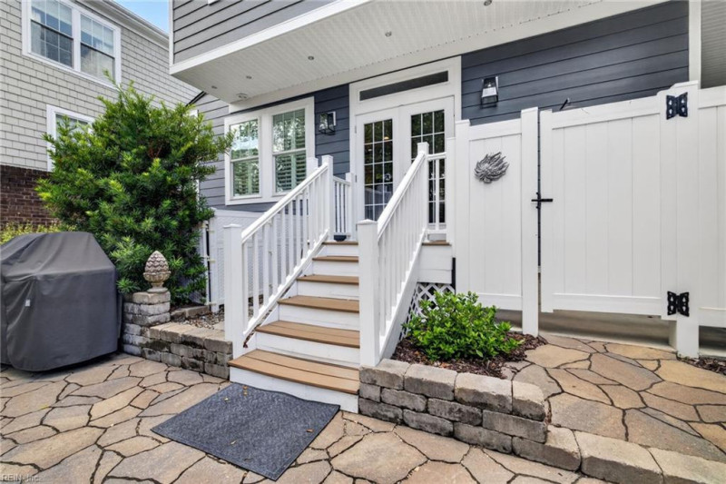 Photo 20 of 49 residential for sale in Virginia Beach virginia