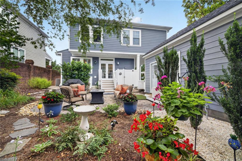 Photo 24 of 49 residential for sale in Virginia Beach virginia