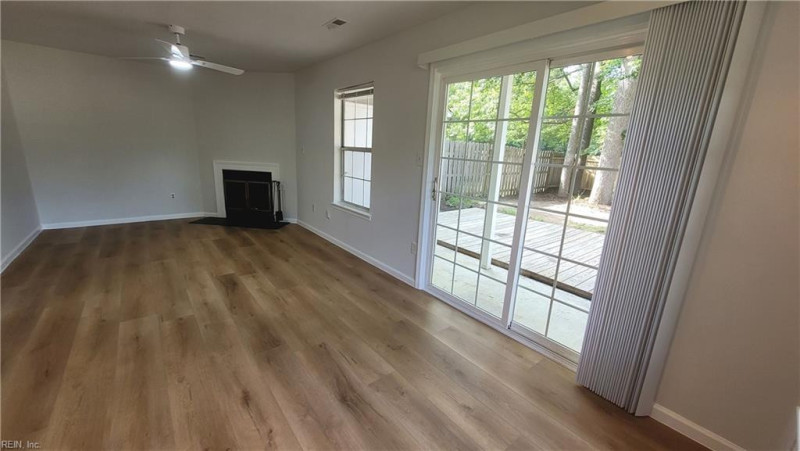 Photo 15 of 41 residential for sale in York County virginia
