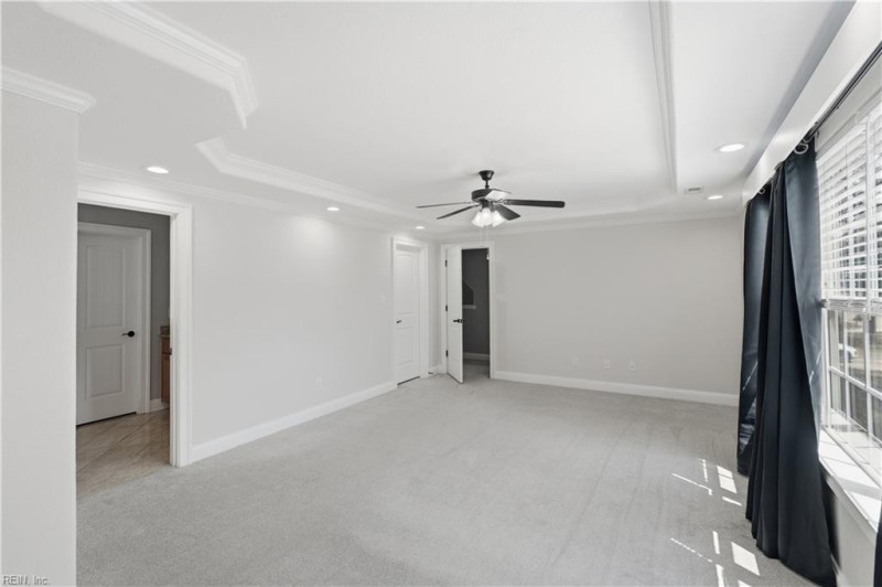 Photo 21 of 42 residential for sale in Chesapeake virginia