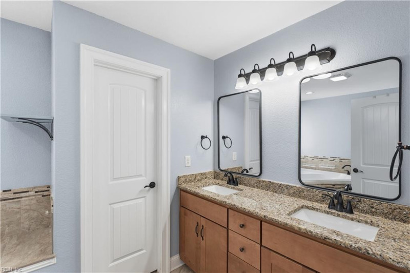 Photo 22 of 42 residential for sale in Chesapeake virginia