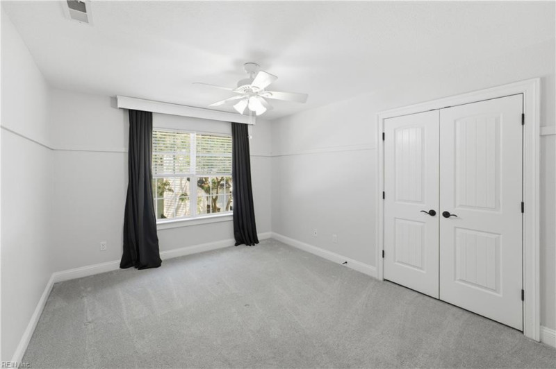 Photo 25 of 42 residential for sale in Chesapeake virginia