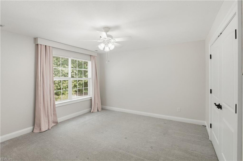 Photo 27 of 42 residential for sale in Chesapeake virginia