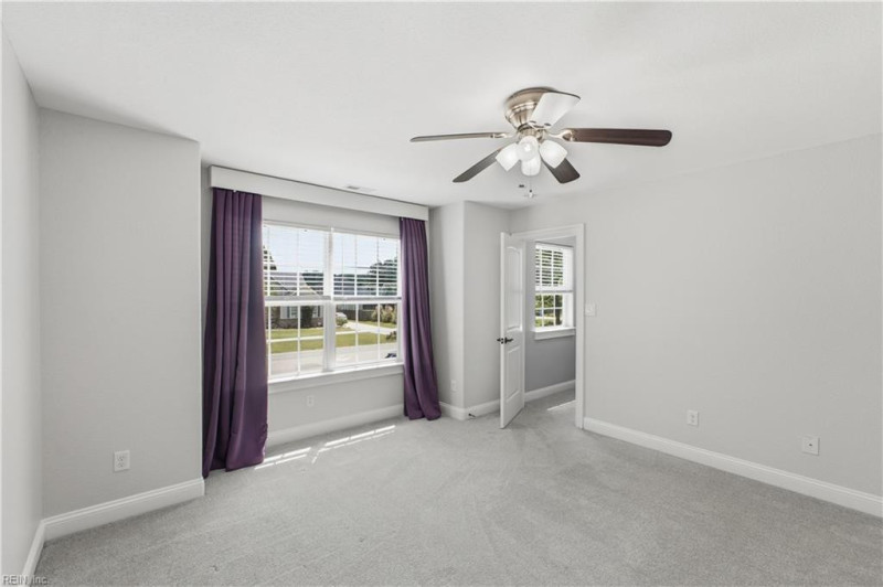 Photo 32 of 42 residential for sale in Chesapeake virginia
