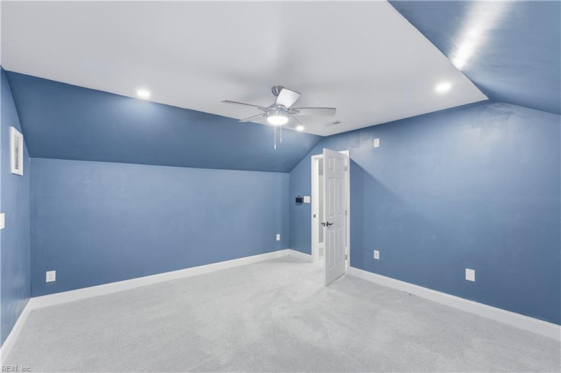 Photo 35 of 42 residential for sale in Chesapeake virginia