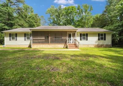 8996 Guinea Road, Gloucester County, VA 23072