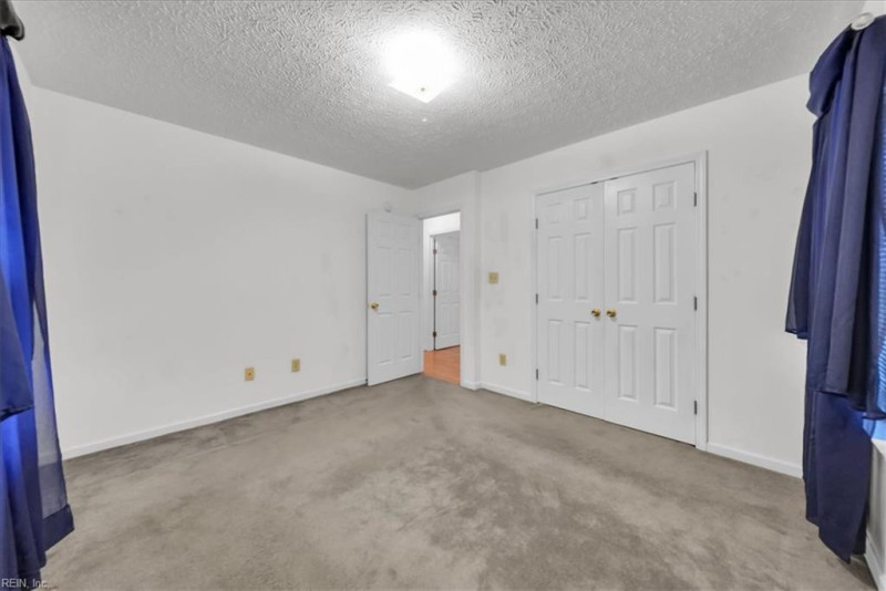 Photo 33 of 41 residential for sale in Gloucester County virginia