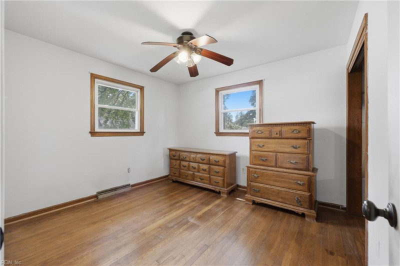 Photo 15 of 18 residential for sale in Norfolk virginia