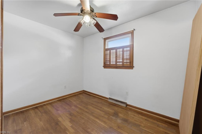 Photo 16 of 18 residential for sale in Norfolk virginia