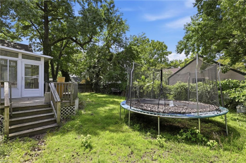 Photo 17 of 18 residential for sale in Norfolk virginia