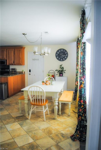 Photo 5 of 22 residential for sale in Virginia Beach virginia