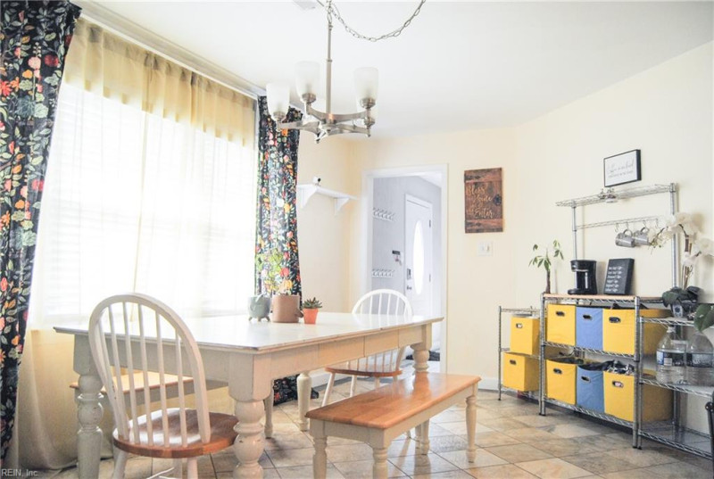 Photo 6 of 22 residential for sale in Virginia Beach virginia