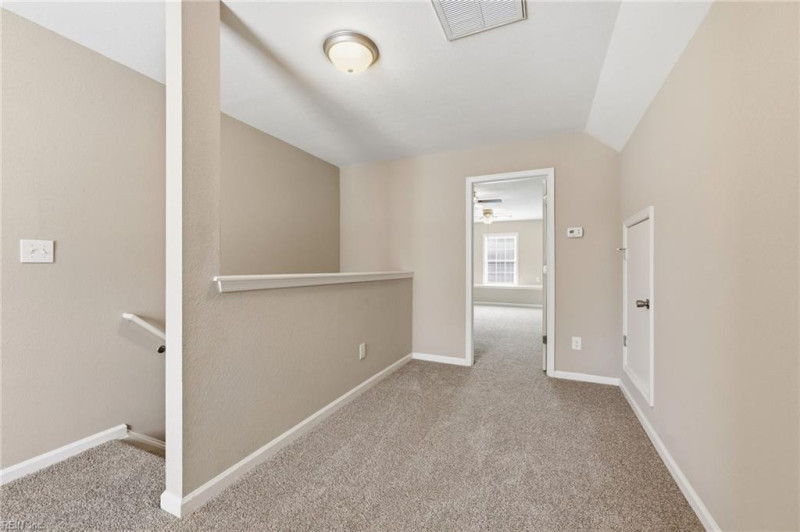 Photo 32 of 45 residential for sale in Chesapeake virginia
