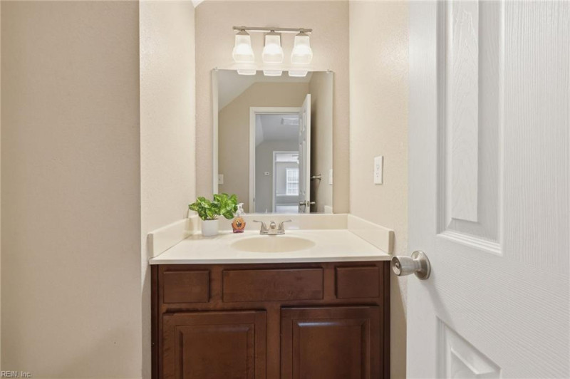 Photo 34 of 45 residential for sale in Chesapeake virginia