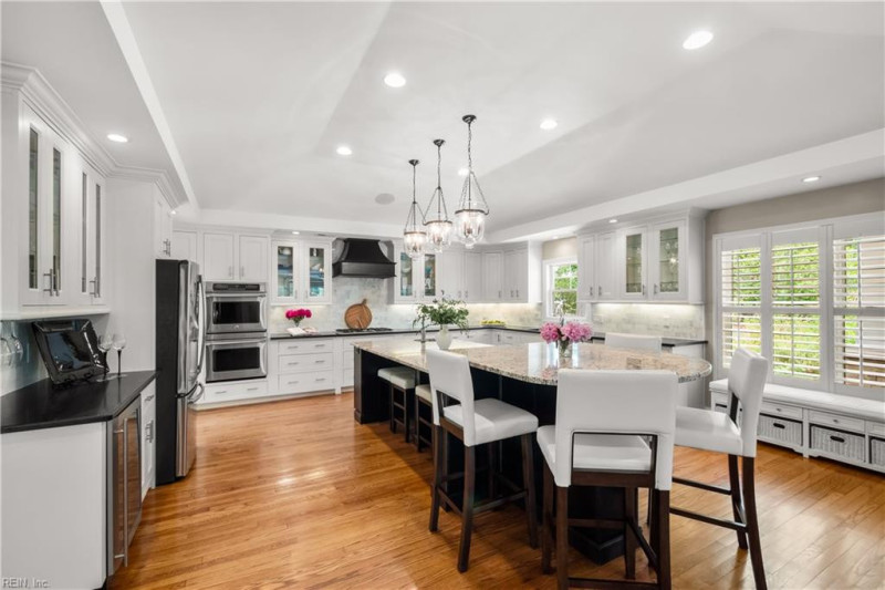 Photo 7 of 46 residential for sale in Virginia Beach virginia