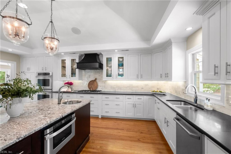 Photo 9 of 46 residential for sale in Virginia Beach virginia