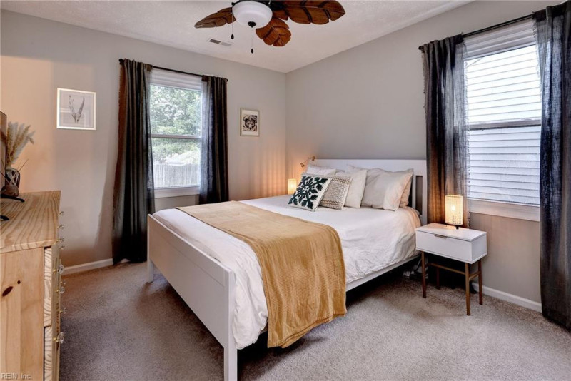 Photo 19 of 34 residential for sale in Newport News virginia