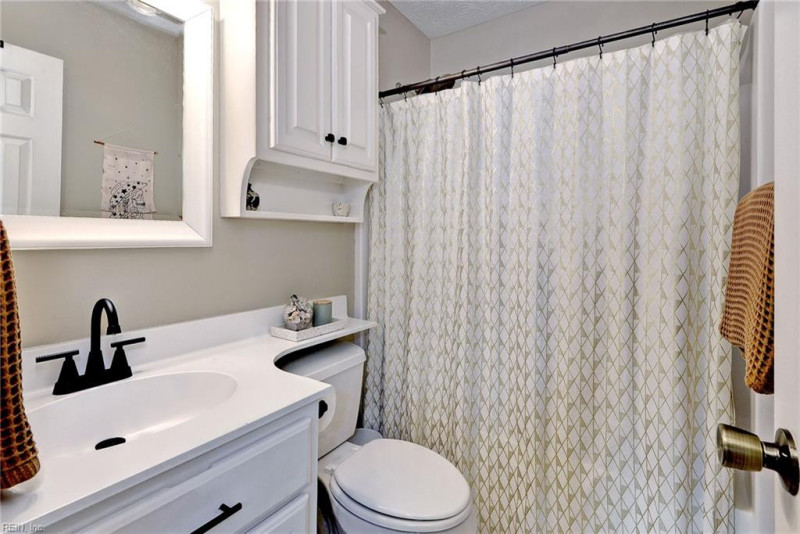 Photo 23 of 34 residential for sale in Newport News virginia