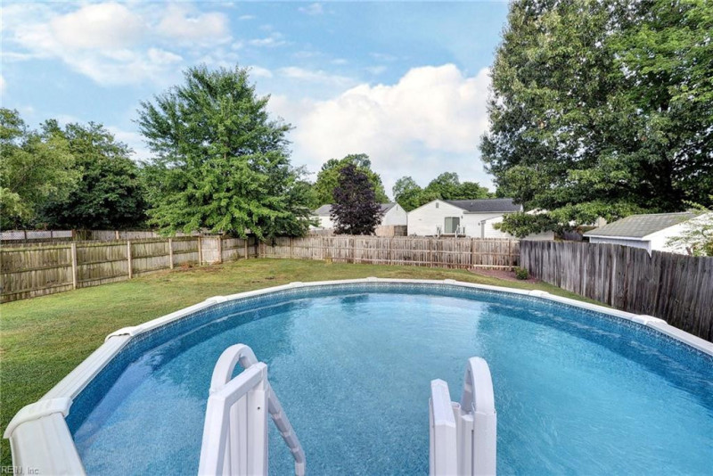 Photo 29 of 34 residential for sale in Newport News virginia