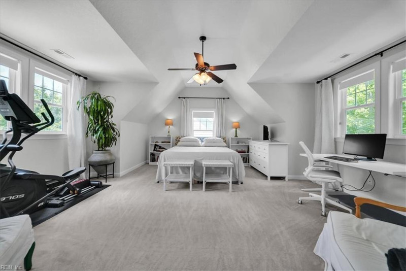 Photo 28 of 45 residential for sale in Chesapeake virginia