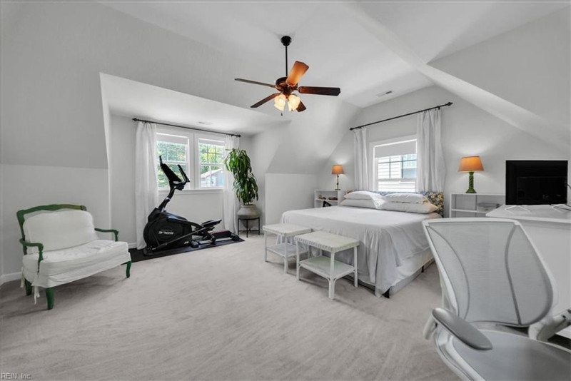 Photo 30 of 45 residential for sale in Chesapeake virginia