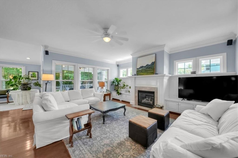 Photo 6 of 45 residential for sale in Chesapeake virginia