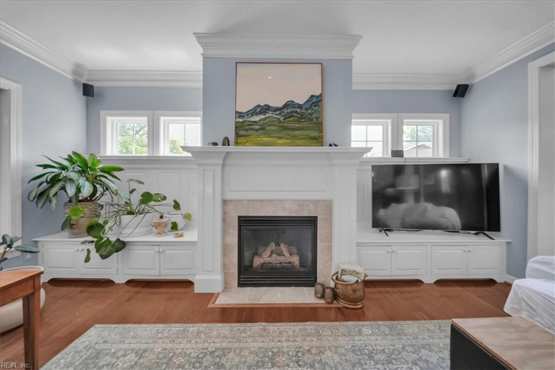 Photo 8 of 45 residential for sale in Chesapeake virginia