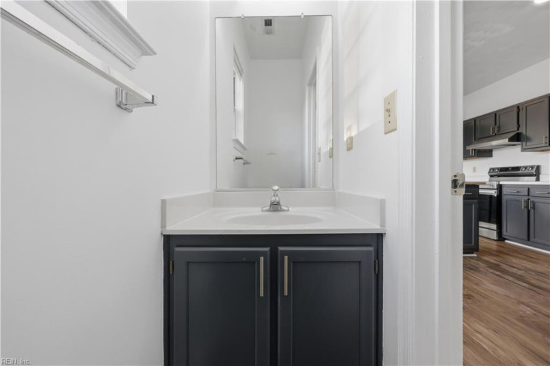 Photo 18 of 50 residential for sale in Suffolk virginia