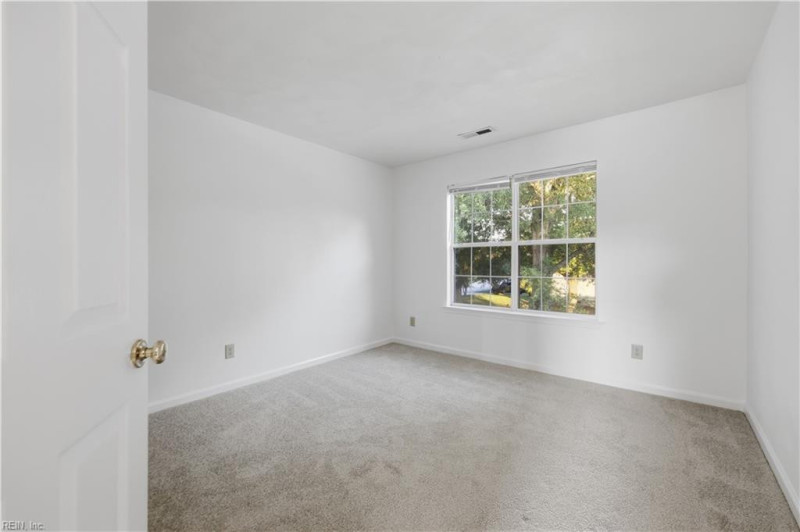 Photo 29 of 50 residential for sale in Suffolk virginia
