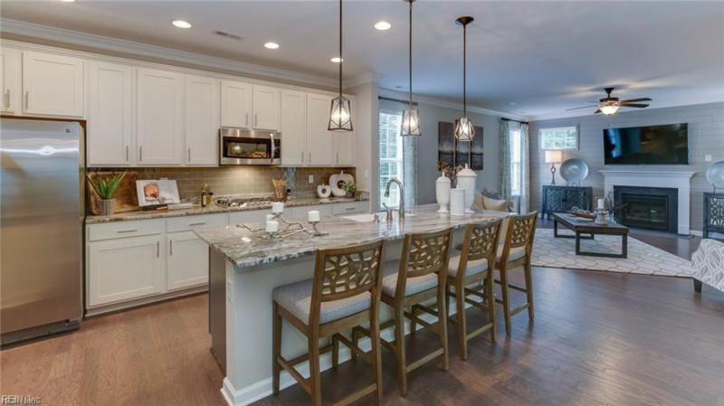 Photo 15 of 35 residential for sale in Suffolk virginia