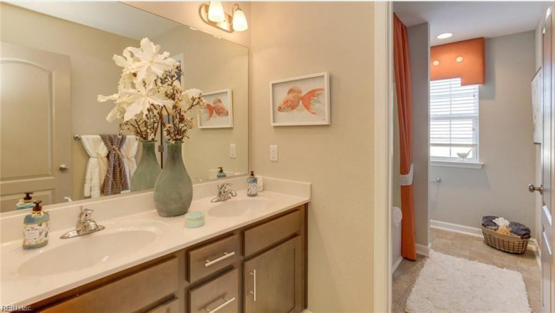 Photo 31 of 35 residential for sale in Suffolk virginia