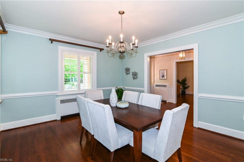 Photo 18 of 50 residential for sale in Norfolk virginia