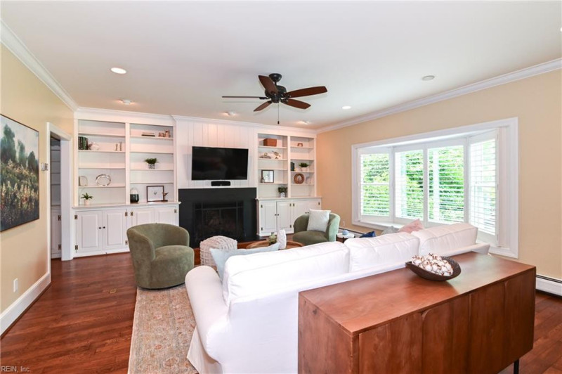 Photo 22 of 50 residential for sale in Norfolk virginia