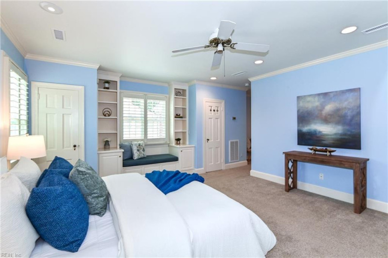 Photo 31 of 50 residential for sale in Norfolk virginia