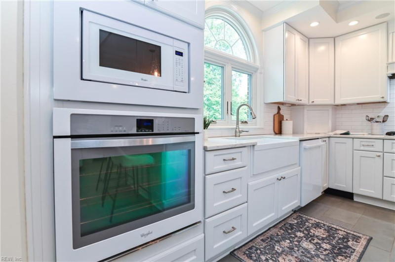 Photo 9 of 50 residential for sale in Norfolk virginia