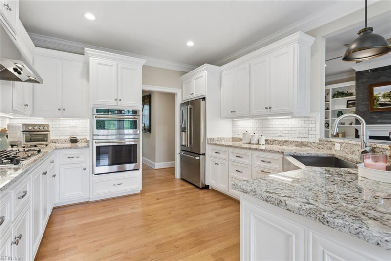 Photo 17 of 50 residential for sale in James City County virginia