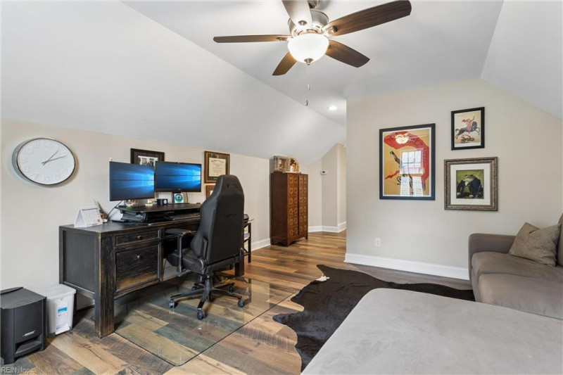 Photo 37 of 50 residential for sale in James City County virginia