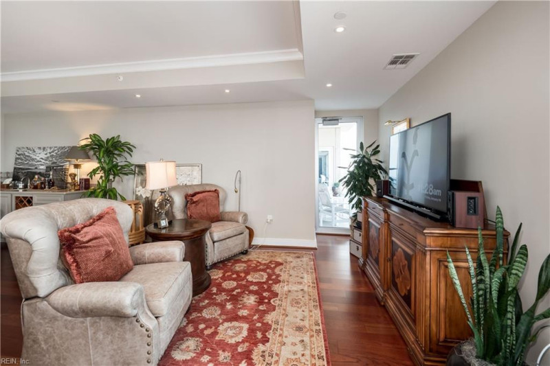 Photo 15 of 36 residential for sale in Virginia Beach virginia