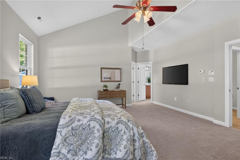 Photo 18 of 50 residential for sale in Chesapeake virginia