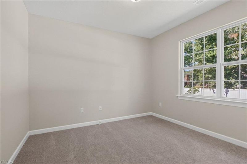 Photo 33 of 50 residential for sale in Chesapeake virginia