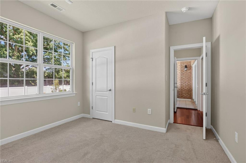 Photo 34 of 50 residential for sale in Chesapeake virginia